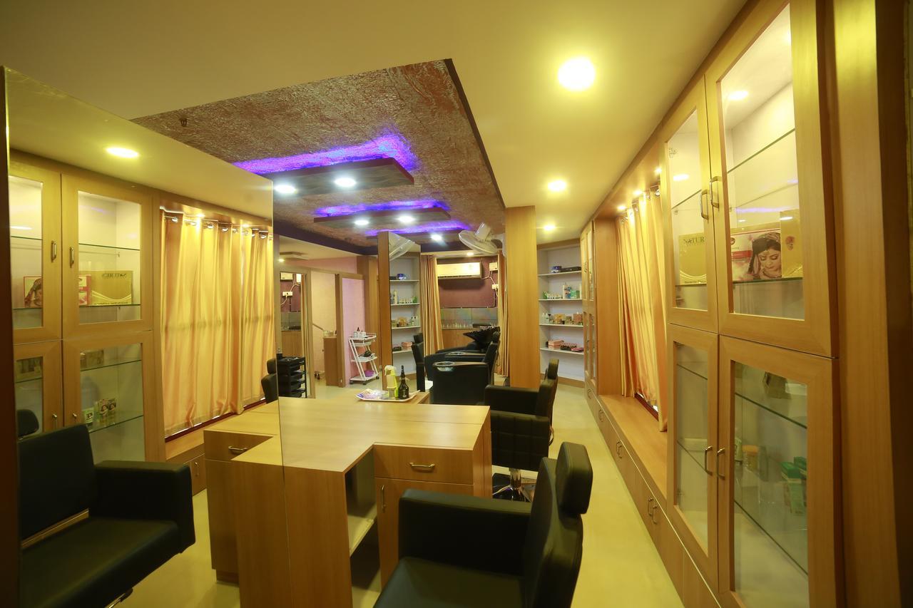 Hotel Horizon International Tullipurmbu Екстериор снимка