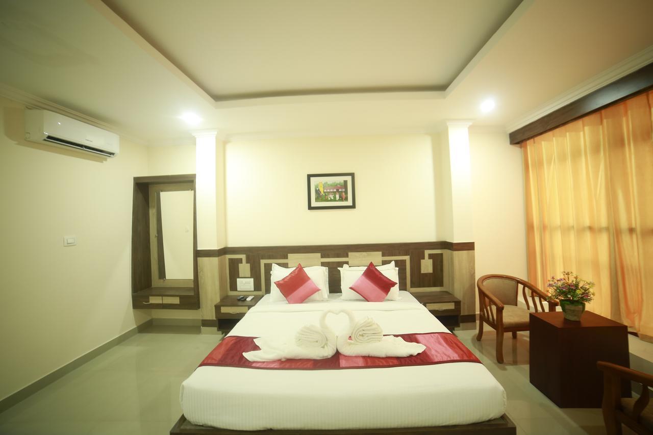 Hotel Horizon International Tullipurmbu Екстериор снимка