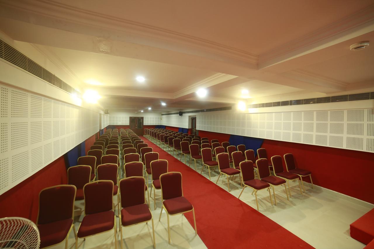 Hotel Horizon International Tullipurmbu Екстериор снимка